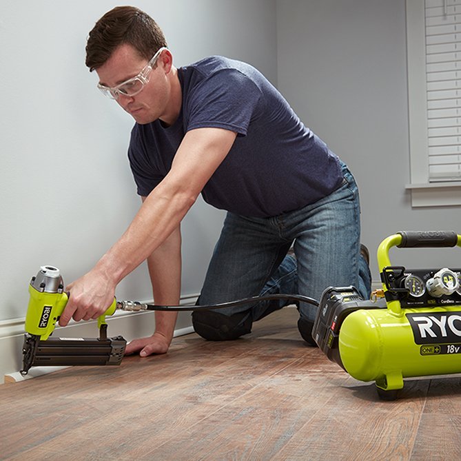 Akumulatorski vazdušni kompresor (3,8 L) 18V ONE+™ R18AC-0 RYOBI