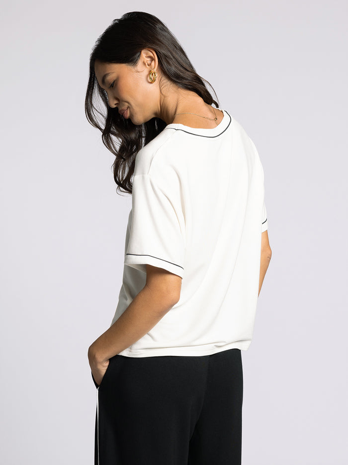 ANNE TEE