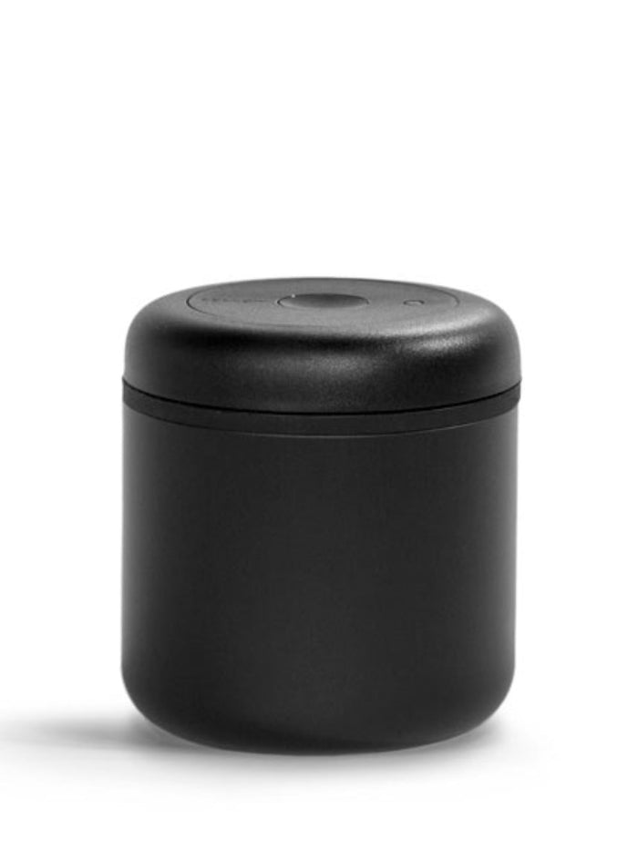 Photo of FELLOW Atmos Vacuum Canister ( Matte Black 0.7 L ) [ Fellow ] [ Storage ]