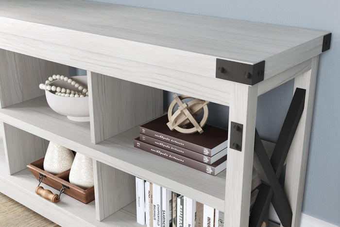 Bayflynn - White / Black - Large TV Stand