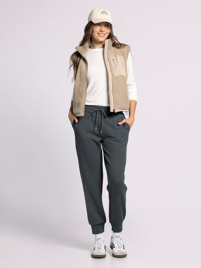 BRETTA VEST