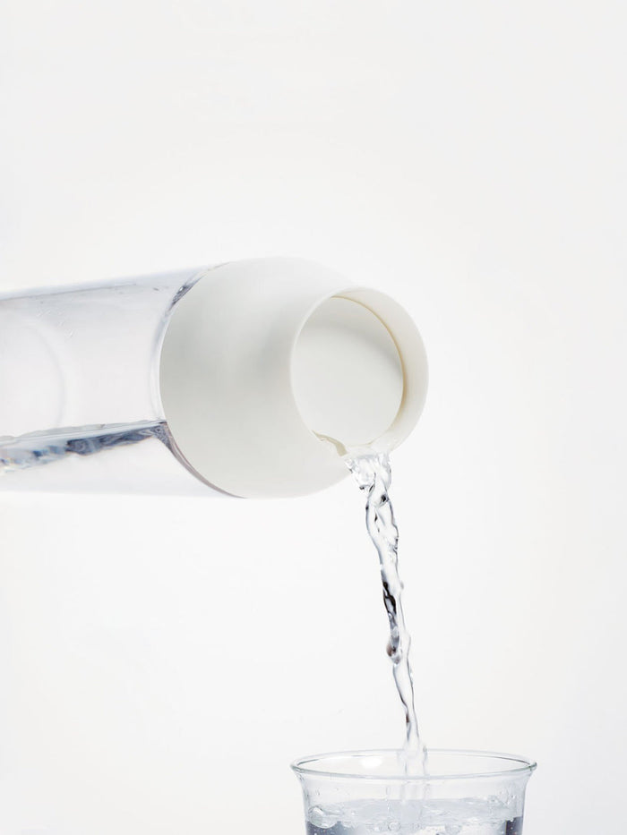Photo of KINTO Capsule Water Carafe (1000ml/34oz) ( ) [ KINTO ] [ Water Servers ]