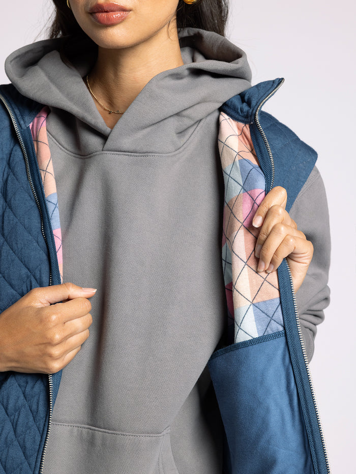 #color_quilted-vintage-indigo