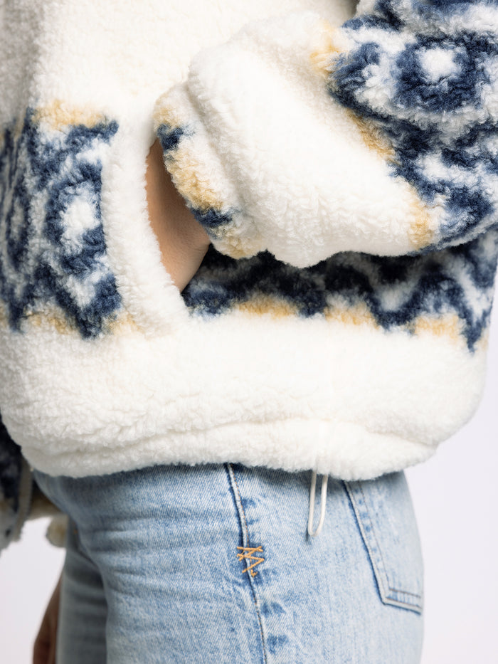 #color_aztec-white-navy