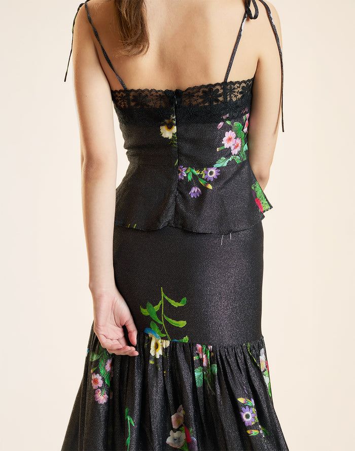 LACE METALLIC CAMI TOP in Black Floral
