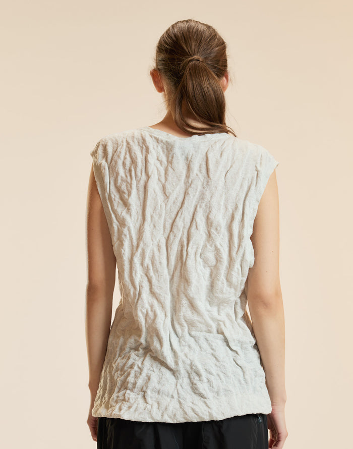 Crinkle knit sleeveless tank in white
