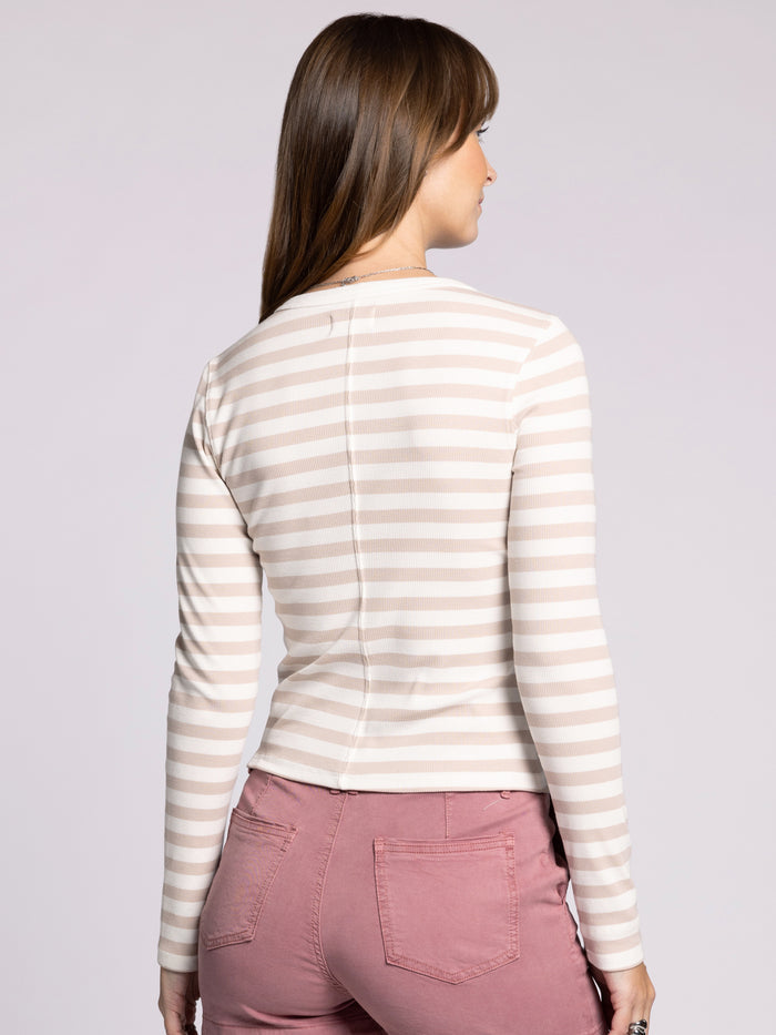 #color_white-tan-stripe