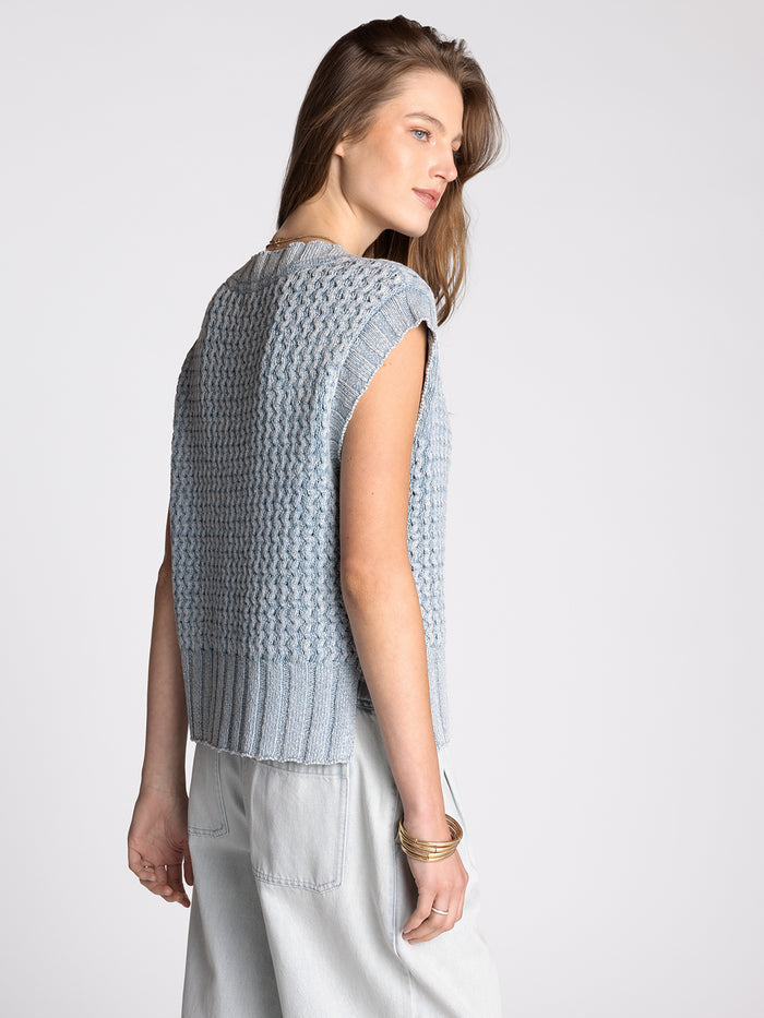 #color_washed-denim-blue