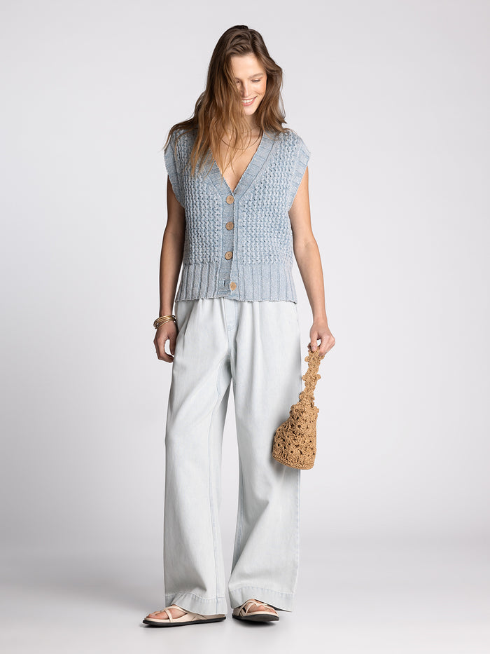 #color_washed-denim-blue
