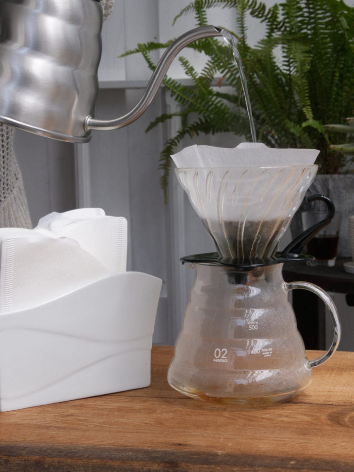 Photo of HARIO V60-02 Glass Dripper (Black) ( ) [ HARIO ] [ Pourover Brewers ]