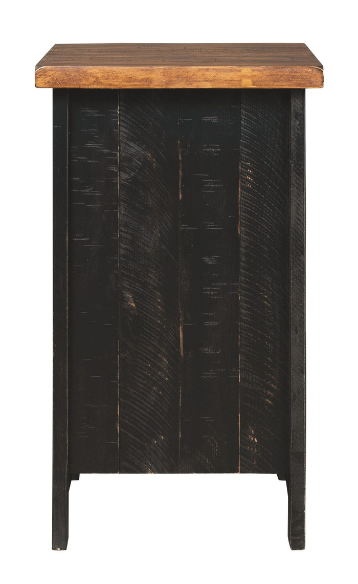 Valebeck - Black / Brown - Chair Side End Table