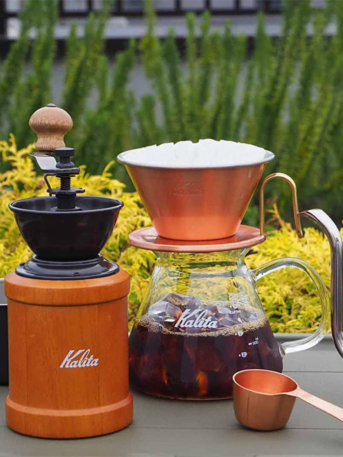Photo of KALITA Wave Glass Server (500ml/17oz) ( ) [ Kalita ] [ Decanters ]